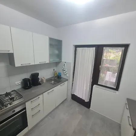 Anton Apartment