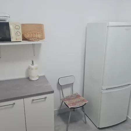 Anton Apartment *