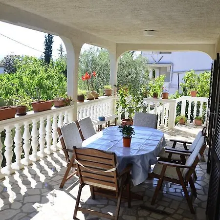 Apartment Anton Pinezici (Krk)