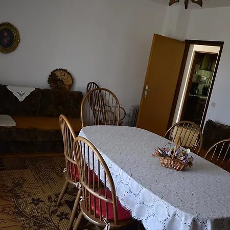 Apartament Anton Pinezići